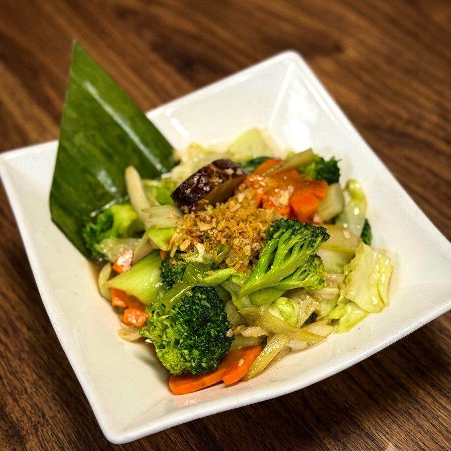 Mixed Vegetables (ผัดผักรวม) — À La Carte at Narwhal Thai Table, Huntington Beach
